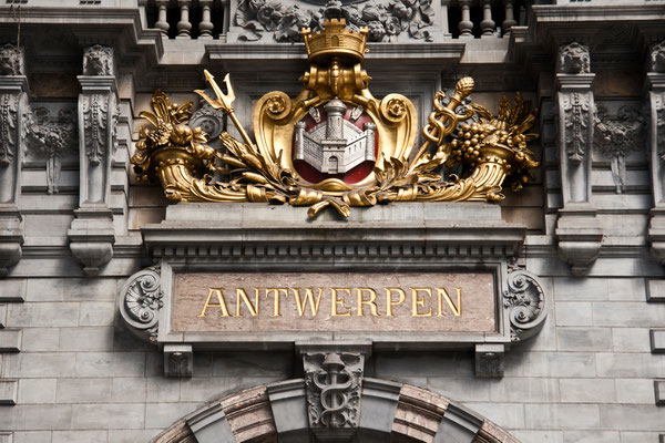 Antwerp Station Copyright verzellenberg