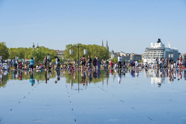 Bordeaux - Miroir d'eau - Credit Vincent Bengold - European Best Destinations