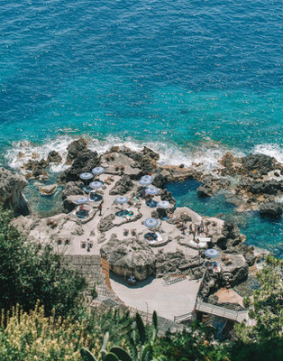 CApri pool copyright ElenaJac