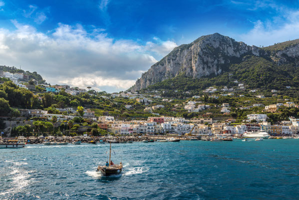 Capri island copyright  S-F